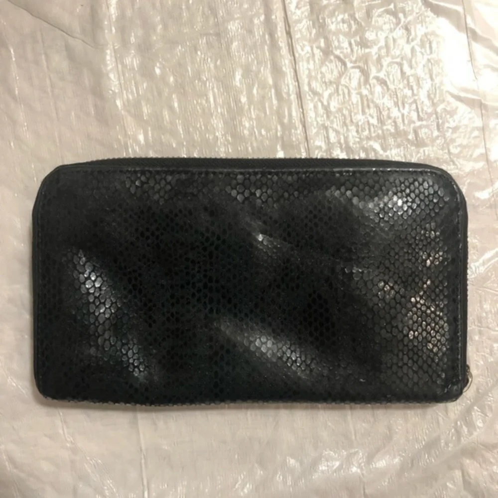 Tory Burch snakeskin embossed clutch wallet